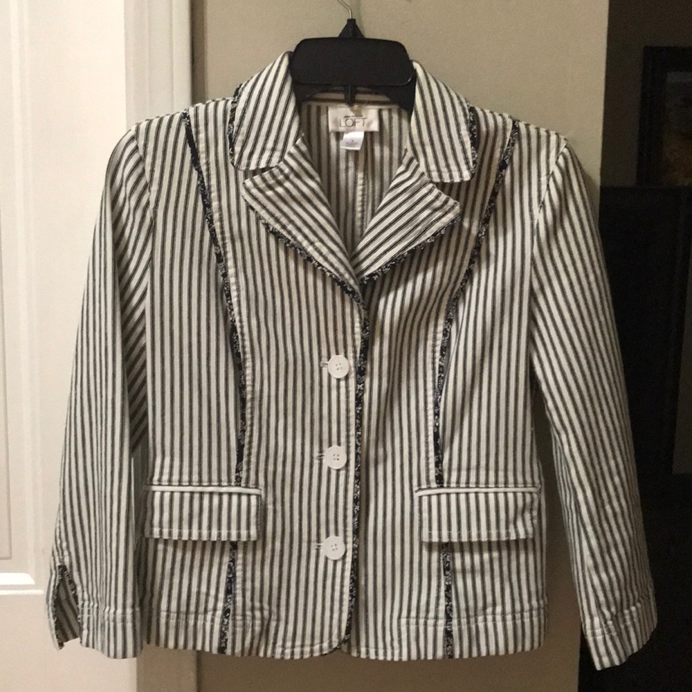 Ann Taylor loft button up jacket